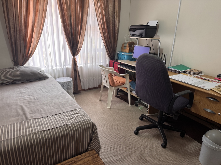 3 Bedroom Property for Sale in Hartenbos Central Western Cape